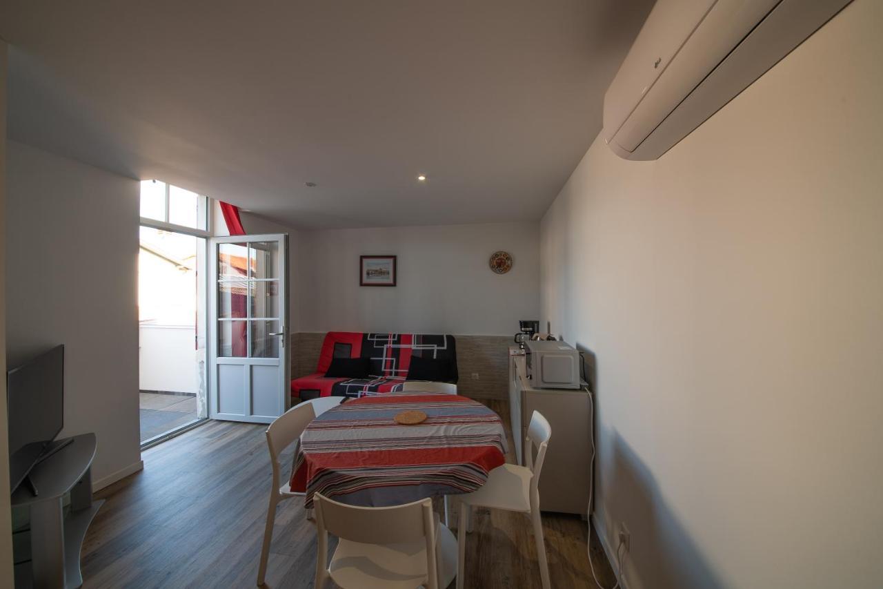 Du Large Apartment Bayonne Luaran gambar